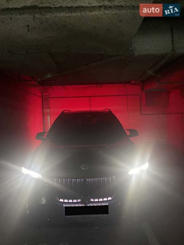Внедорожник / Кроссовер BMW X7 2024 в Киеве фото 24 Внедорожник / Кроссовер BMW X7 2024 в Киеве