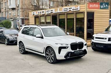 Внедорожник / Кроссовер BMW X7 2024 в Киеве