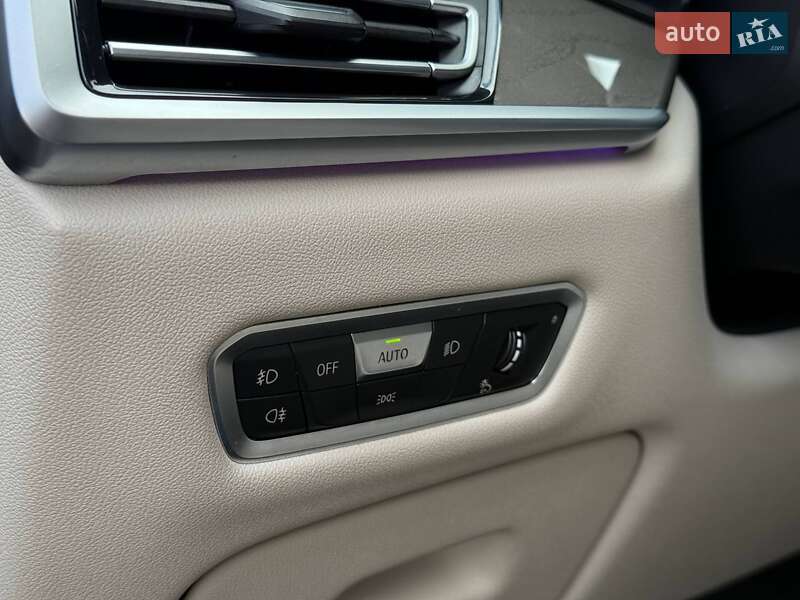 Внедорожник / Кроссовер BMW X7 2021 в Кривом Роге