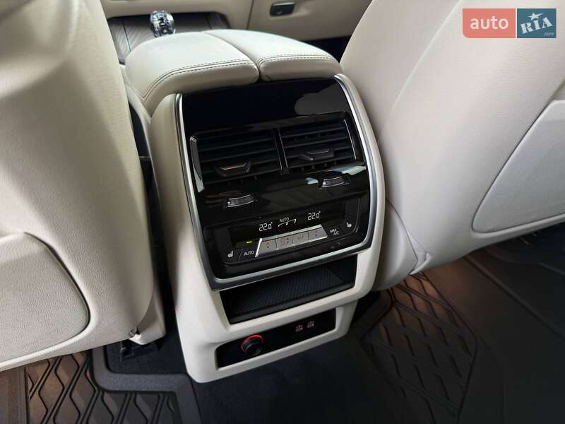 Внедорожник / Кроссовер BMW X7 2021 в Кривом Роге