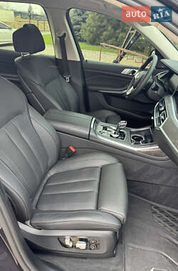 Внедорожник / Кроссовер BMW X7 2019 в 