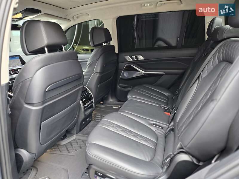 Внедорожник / Кроссовер BMW X7 2021 в Одессе фото 14 Внедорожник / Кроссовер BMW X7 2021 в Одессе