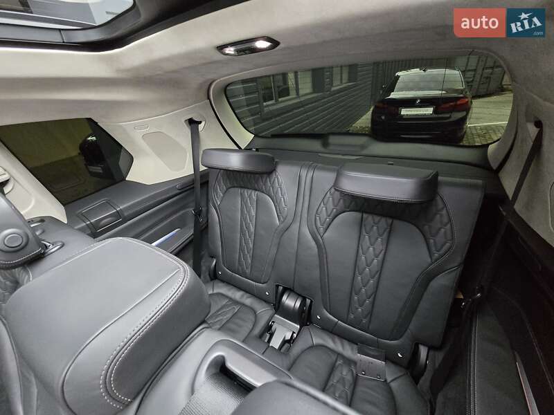 Внедорожник / Кроссовер BMW X7 2021 в Одессе фото 27 Внедорожник / Кроссовер BMW X7 2021 в Одессе