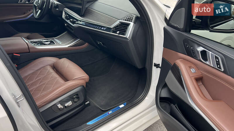 Позашляховик / Кросовер BMW X7 2023 в Вінниці фото 18 Позашляховик / Кросовер BMW X7 2023 в Вінниці