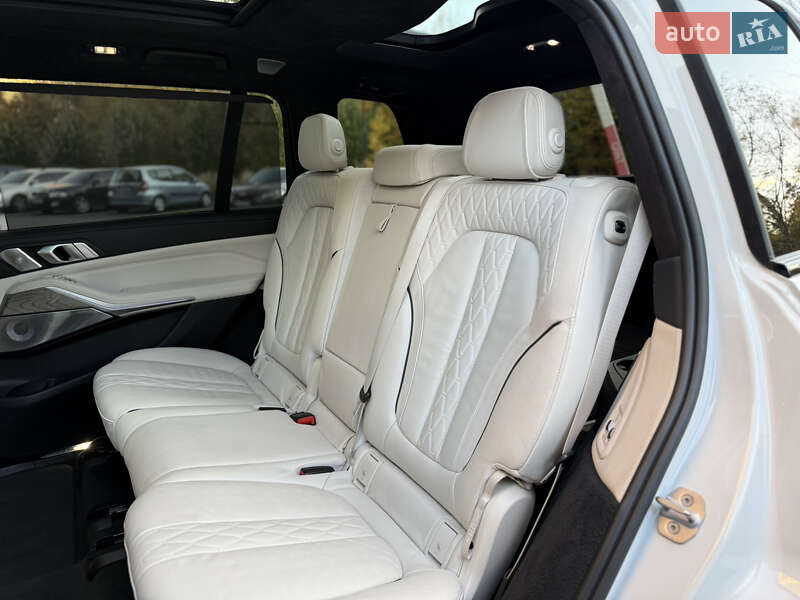 Позашляховик / Кросовер BMW X7 2021 в Львові фото 76 Позашляховик / Кросовер BMW X7 2021 в Львові