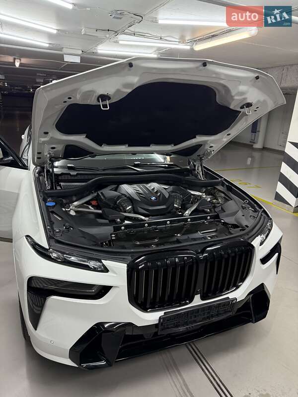 Внедорожник / Кроссовер BMW X7 2020 в Киеве