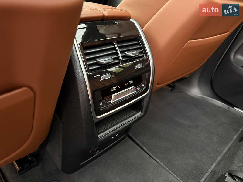 Позашляховик / Кросовер BMW X7 2022 в Києві