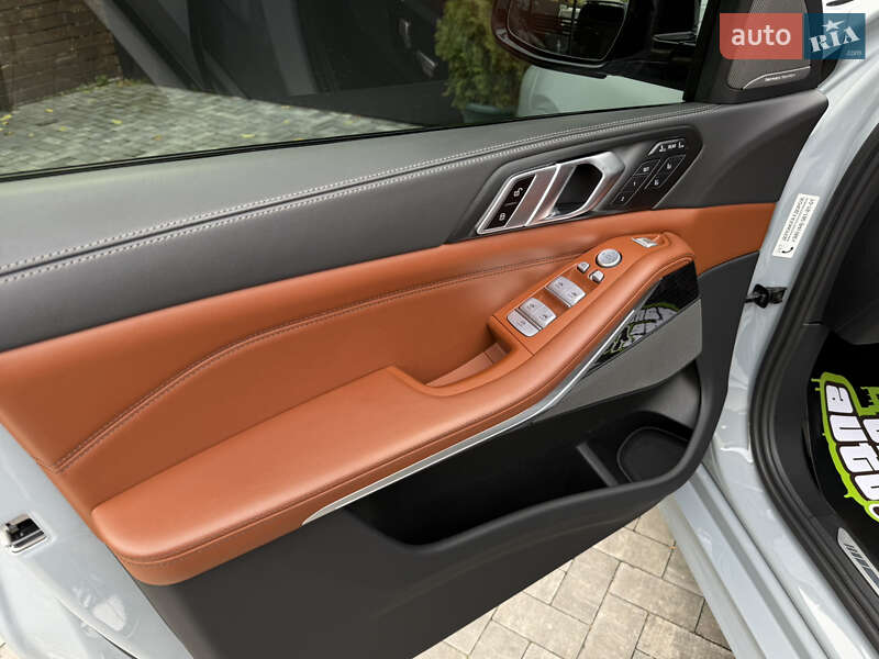 Позашляховик / Кросовер BMW X7 2022 в Києві