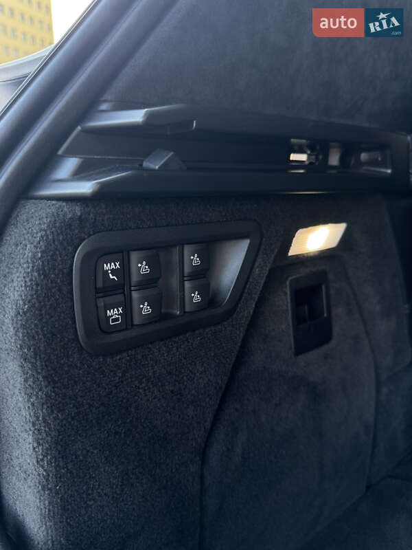 Внедорожник / Кроссовер BMW X7 2019 в Киеве фото 43 Внедорожник / Кроссовер BMW X7 2019 в Киеве