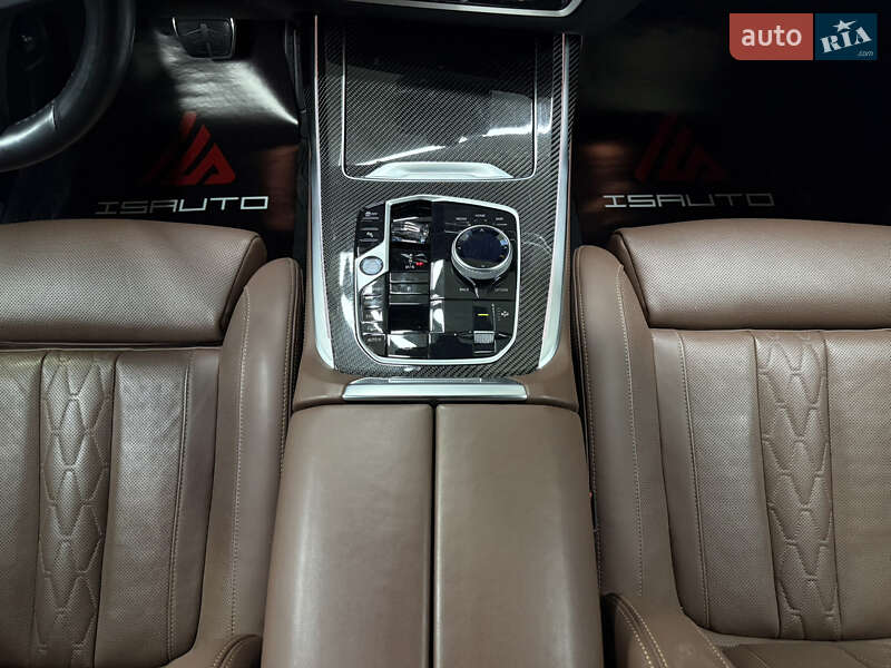Позашляховик / Кросовер BMW X7 2023 в Одесі фото 28 Позашляховик / Кросовер BMW X7 2023 в Одесі