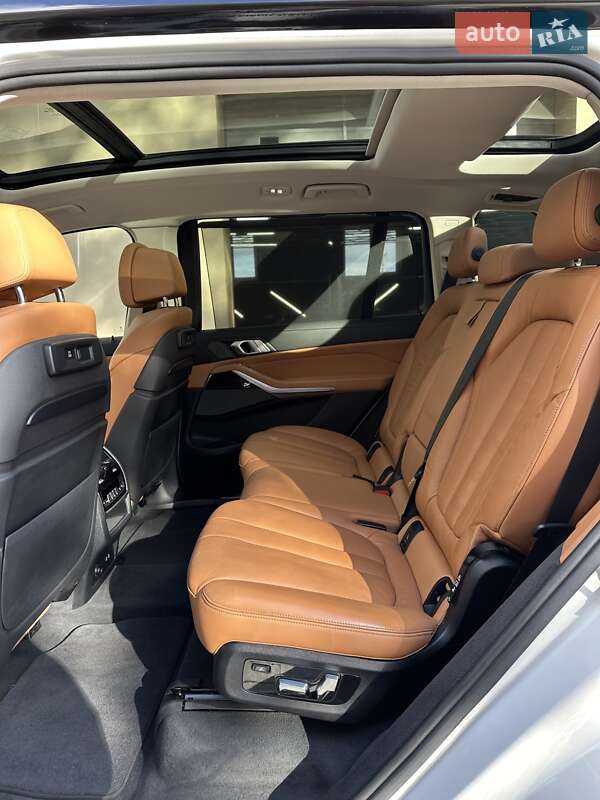 Внедорожник / Кроссовер BMW X7 2019 в Тернополе