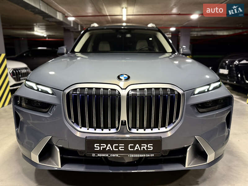 Внедорожник / Кроссовер BMW X7 2023 в Киеве