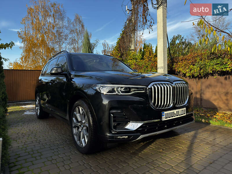 Внедорожник / Кроссовер BMW X7 2021 в Киеве