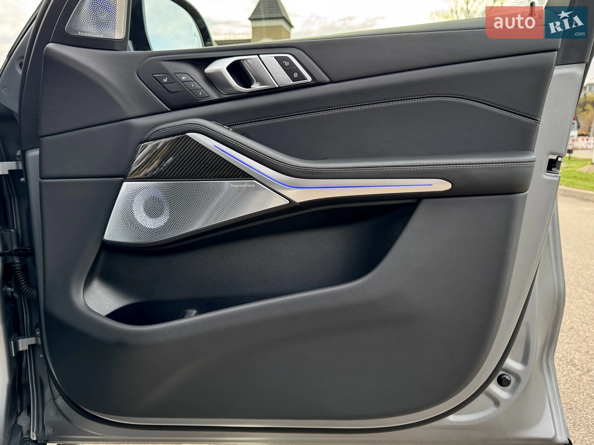 2025 BMW X7 - мініатюра 47