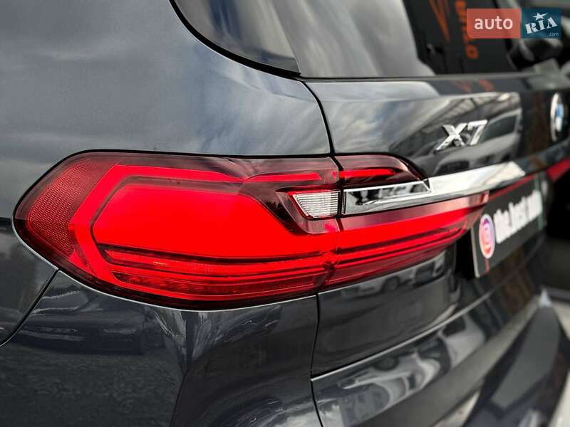 Внедорожник / Кроссовер BMW X7 2020 в Ровно