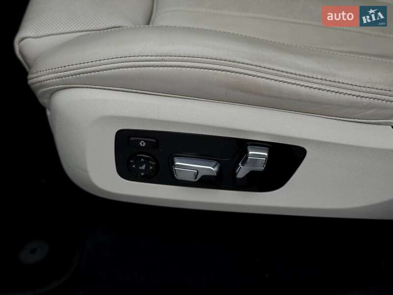 Внедорожник / Кроссовер BMW X7 2020 в Ровно