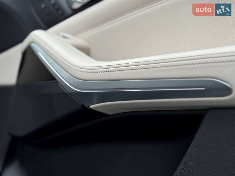 Внедорожник / Кроссовер BMW X7 2020 в Ровно