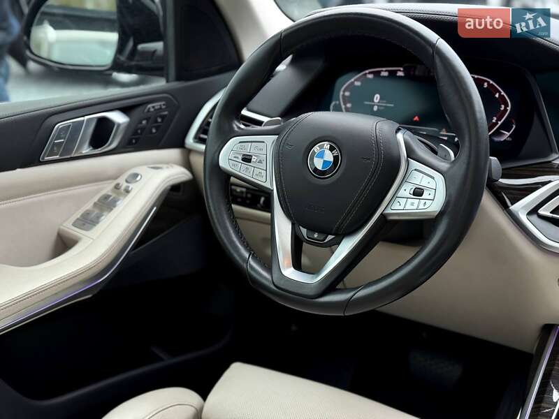 Внедорожник / Кроссовер BMW X7 2020 в Ровно