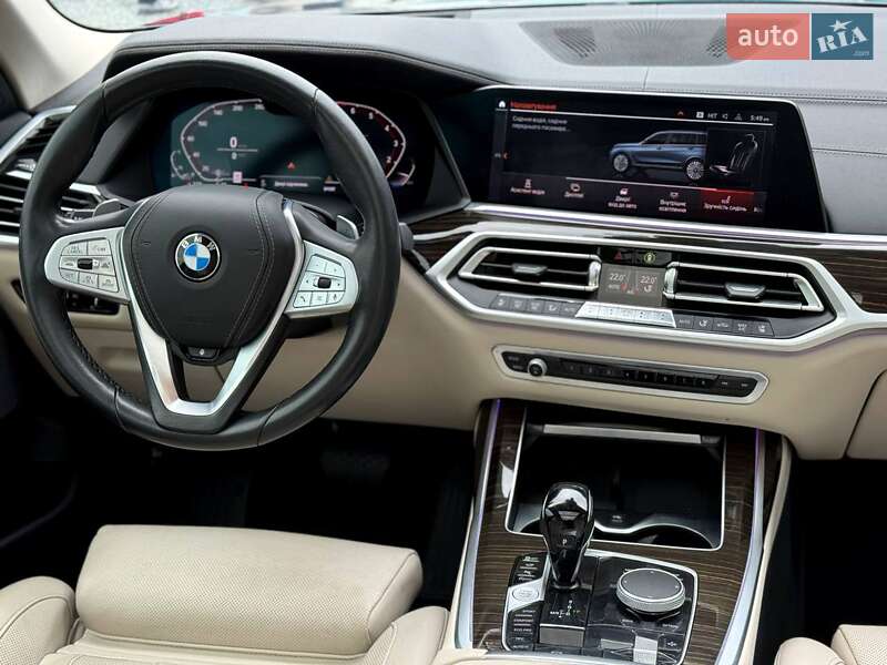 Внедорожник / Кроссовер BMW X7 2020 в Ровно