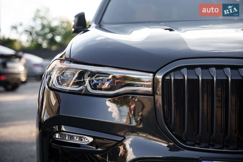 Внедорожник / Кроссовер BMW X7 2022 в Киеве
