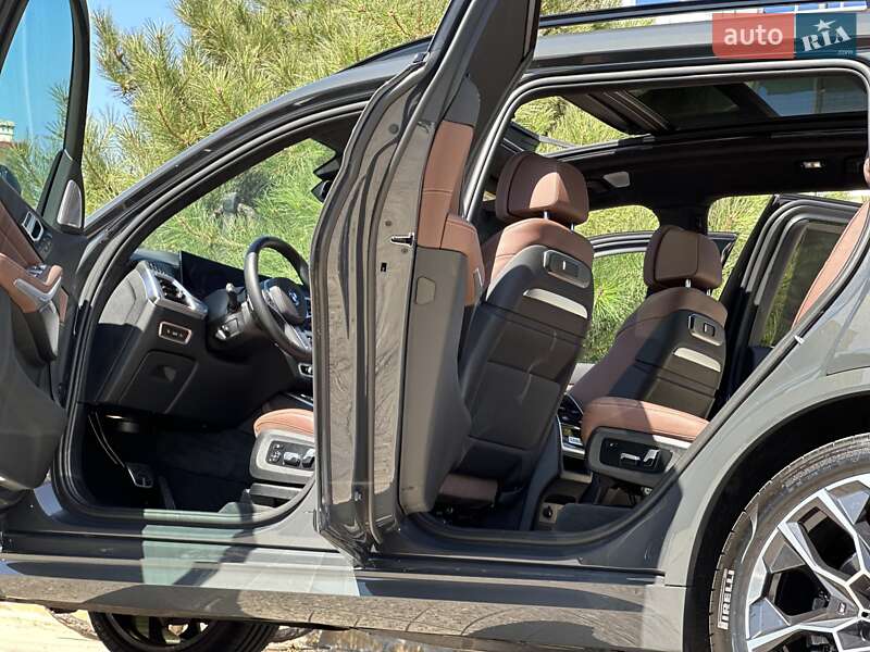 Внедорожник / Кроссовер BMW X7 2024 в Одессе фото 15 Внедорожник / Кроссовер BMW X7 2024 в Одессе