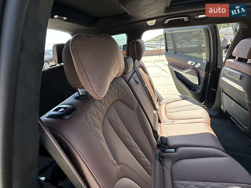 Внедорожник / Кроссовер BMW X7 2024 в Одессе фото 36 Внедорожник / Кроссовер BMW X7 2024 в Одессе