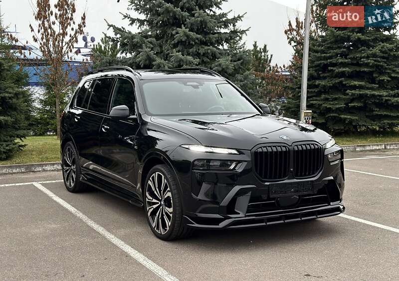 Внедорожник / Кроссовер BMW X7 2023 в Киеве