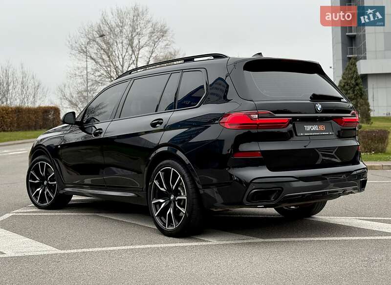 Позашляховик / Кросовер BMW X7 2022 в Києві
