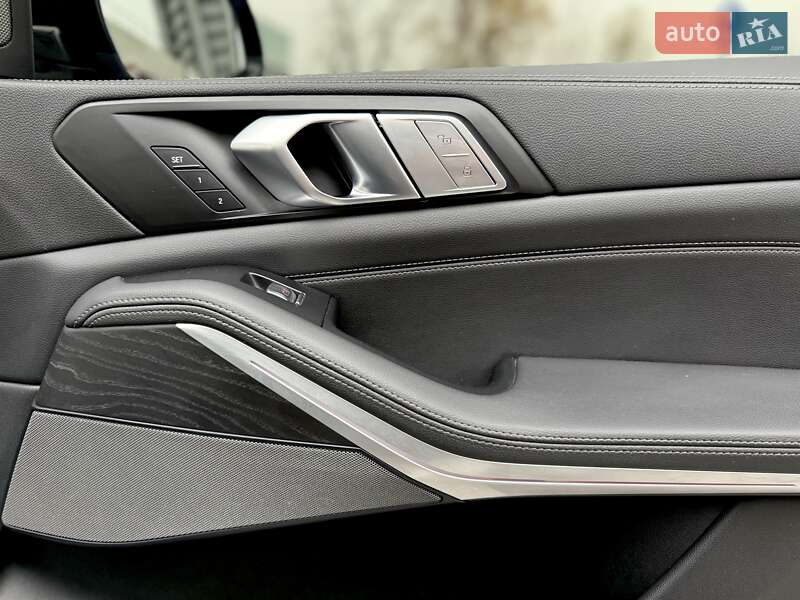 Позашляховик / Кросовер BMW X7 2022 в Києві