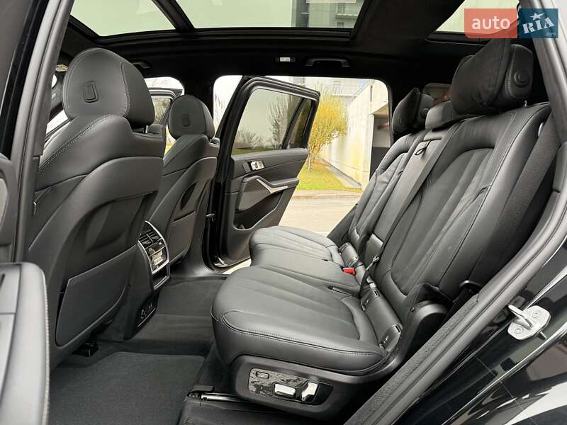 Позашляховик / Кросовер BMW X7 2022 в Києві