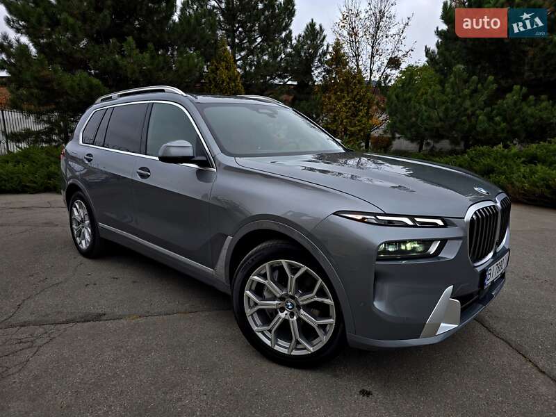Позашляховик / Кросовер BMW X7 2023 в Києві