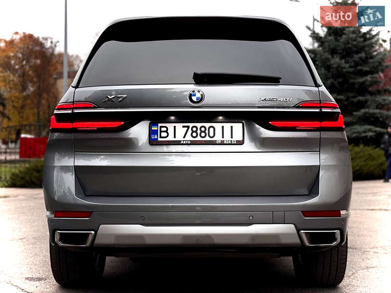 Позашляховик / Кросовер BMW X7 2023 в Києві