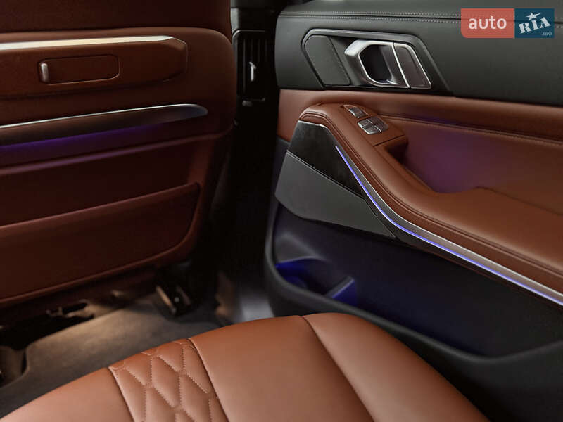 Позашляховик / Кросовер BMW X7 2023 в Києві