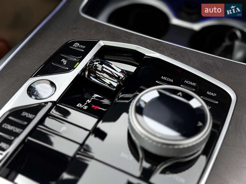 Позашляховик / Кросовер BMW X7 2023 в Києві