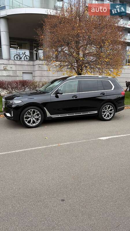 Внедорожник / Кроссовер BMW X7 2020 в Киеве