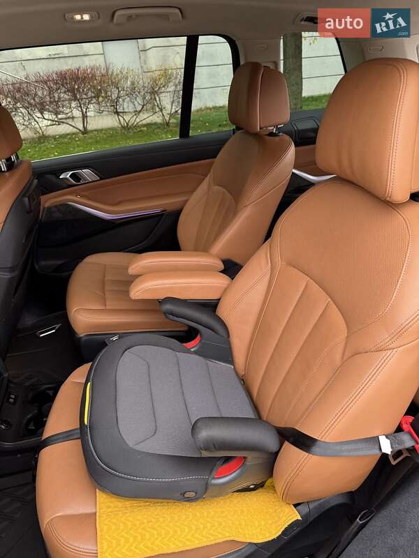 Внедорожник / Кроссовер BMW X7 2020 в Киеве