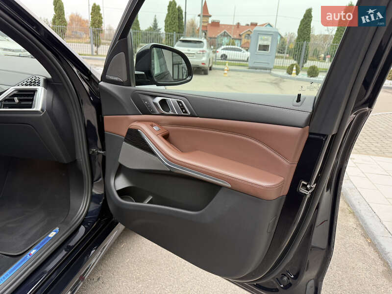 Внедорожник / Кроссовер BMW X7 2022 в Полтаве фото 34 Внедорожник / Кроссовер BMW X7 2022 в Полтаве