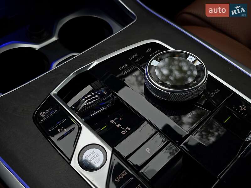 Позашляховик / Кросовер BMW X7 2023 в Києві