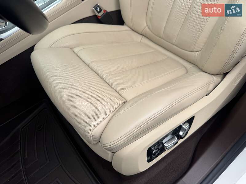 Внедорожник / Кроссовер BMW X7 2019 в Тернополе фото 41 Внедорожник / Кроссовер BMW X7 2019 в Тернополе