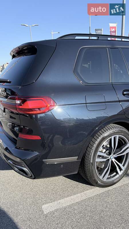 Внедорожник / Кроссовер BMW X7 2020 в Ровно