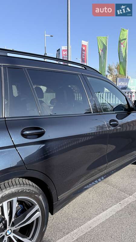 Внедорожник / Кроссовер BMW X7 2020 в Ровно