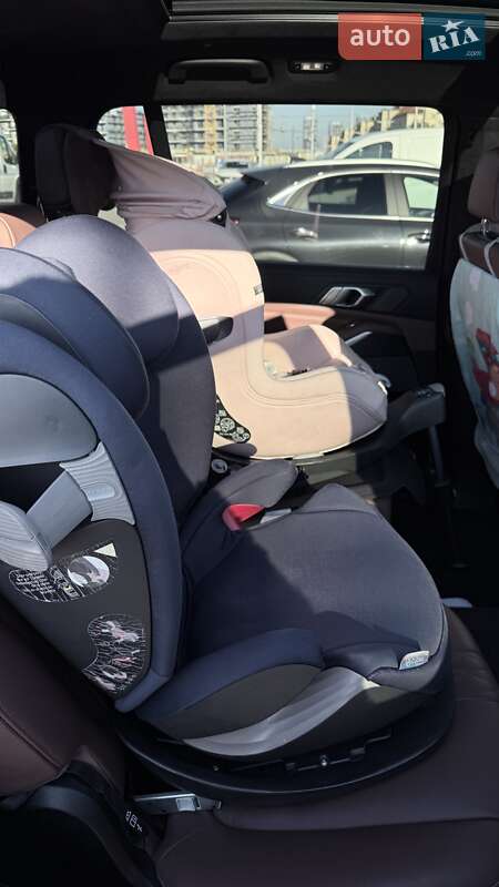 Внедорожник / Кроссовер BMW X7 2020 в Ровно