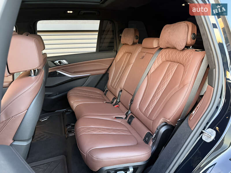 Внедорожник / Кроссовер BMW X7 2021 в Киеве фото 14 Внедорожник / Кроссовер BMW X7 2021 в Киеве