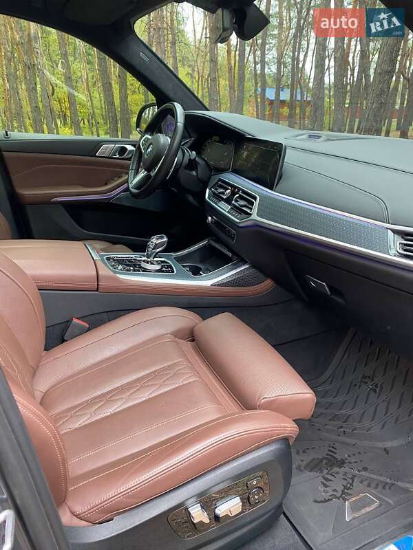 Позашляховик / Кросовер BMW X7 2022 в Дніпрі фото 11 Позашляховик / Кросовер BMW X7 2022 в Дніпрі