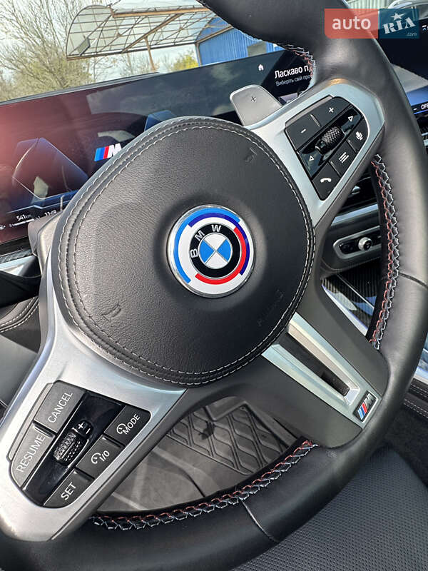 Внедорожник / Кроссовер BMW X7 2022 в Киеве