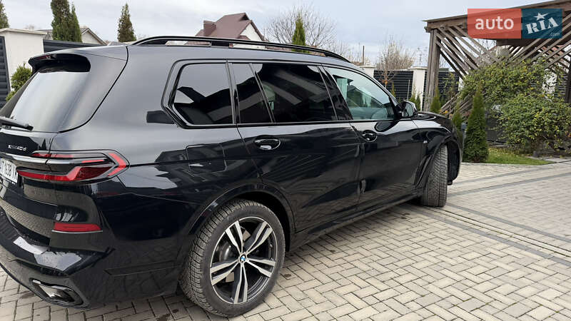 Внедорожник / Кроссовер BMW X7 2024 в Ивано-Франковске
