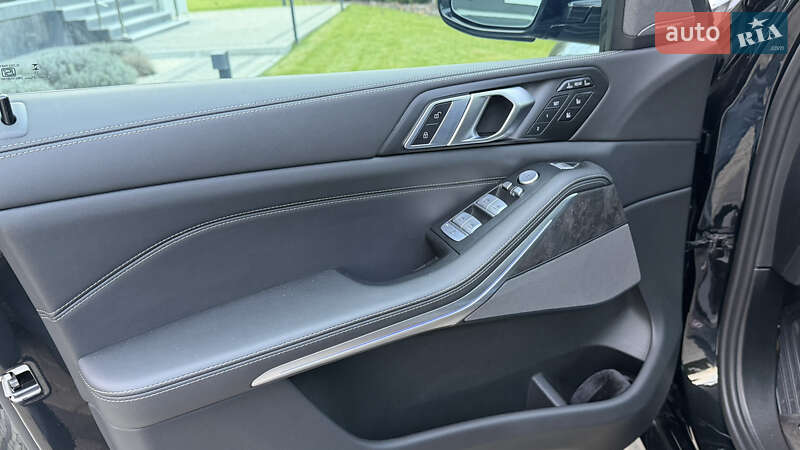 Внедорожник / Кроссовер BMW X7 2024 в Ивано-Франковске