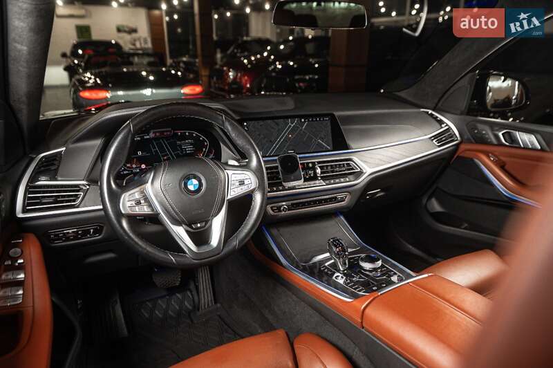 Внедорожник / Кроссовер BMW X7 2022 в Одессе