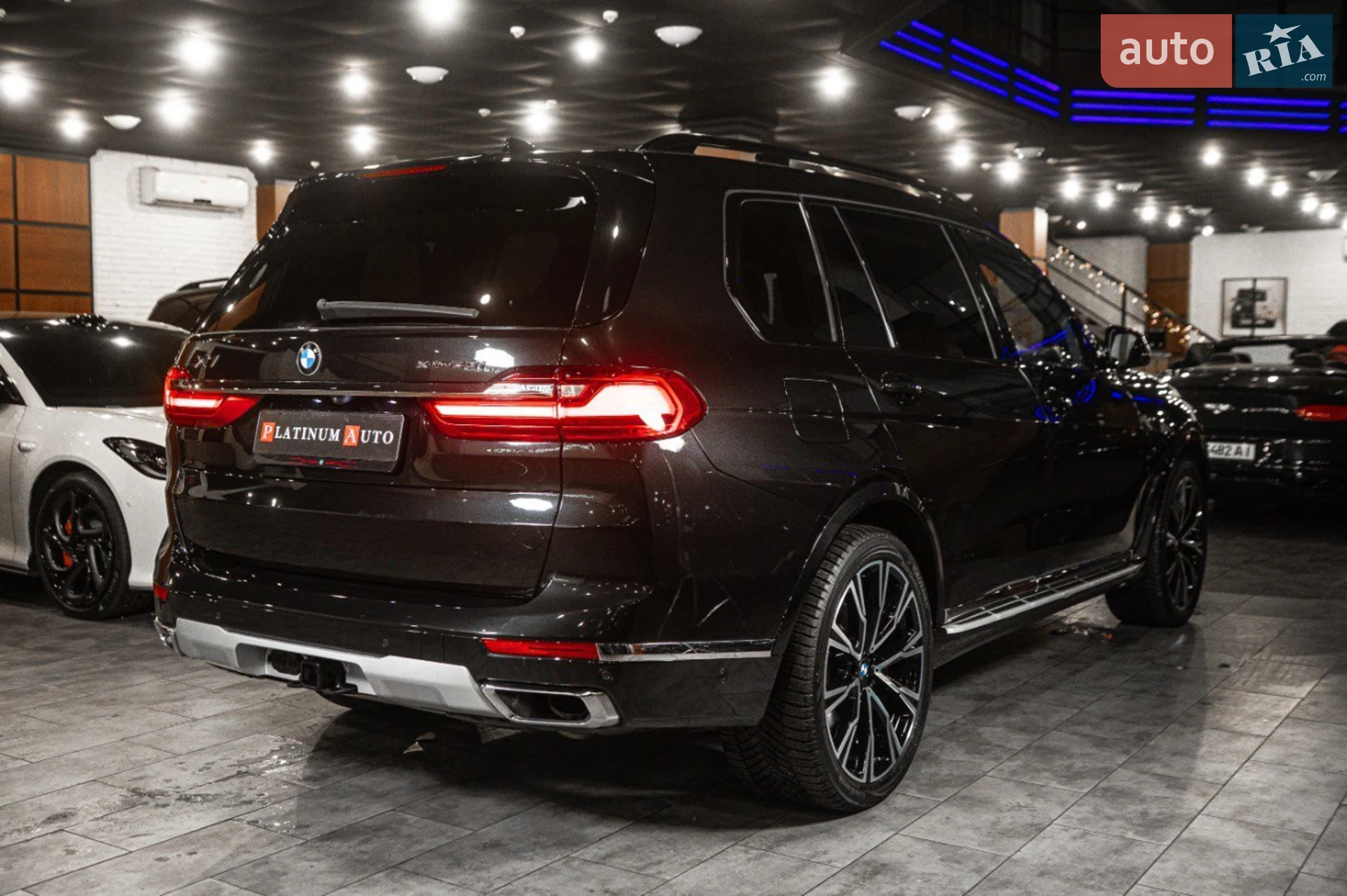 2022 BMW X7 - мініатюра 91