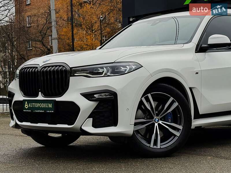 Внедорожник / Кроссовер BMW X7 2022 в Киеве